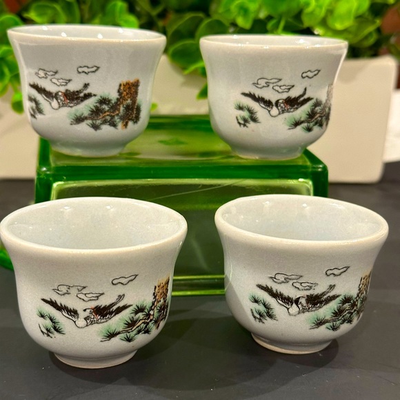 Japanese Asian Tea  Cups (4) - Picture 1 of 4